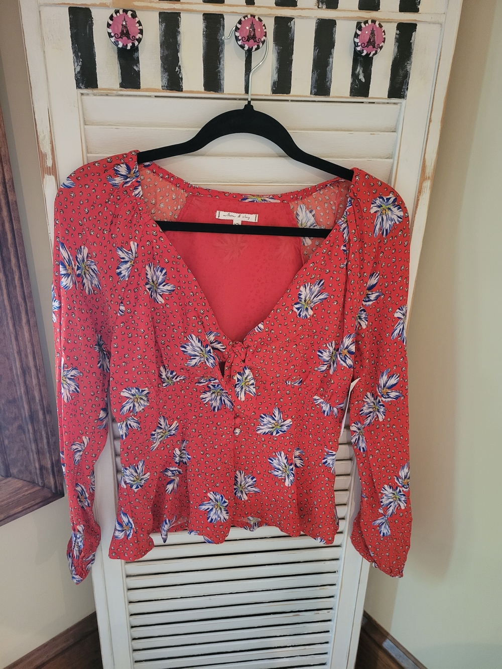 Willow & Clay Red Floral Button V-Neck Blouse